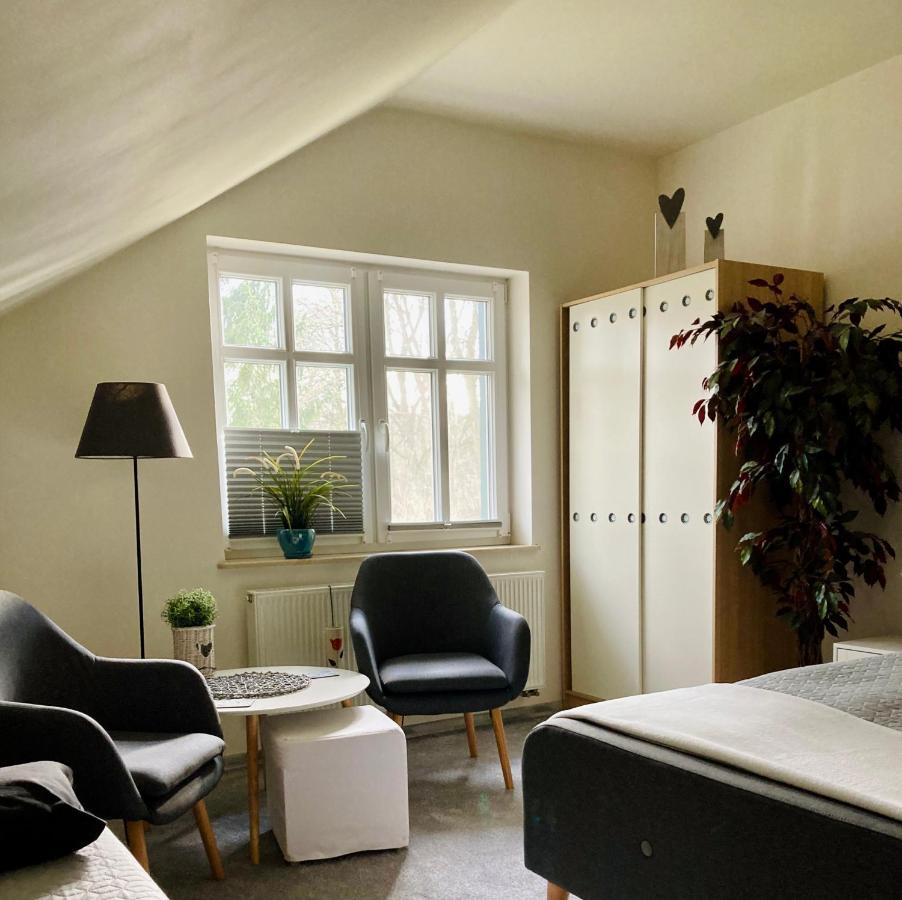 Zielone Okiennice Miłki Extérieur photo